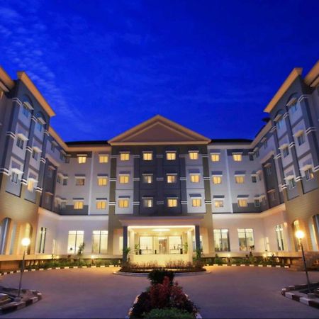 Swiss-Belinn Pangkalanbuun Exteriör bild