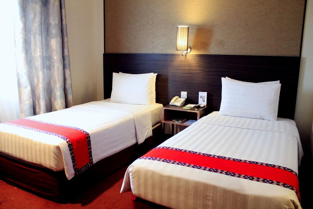Swiss-Belinn Pangkalanbuun Exteriör bild