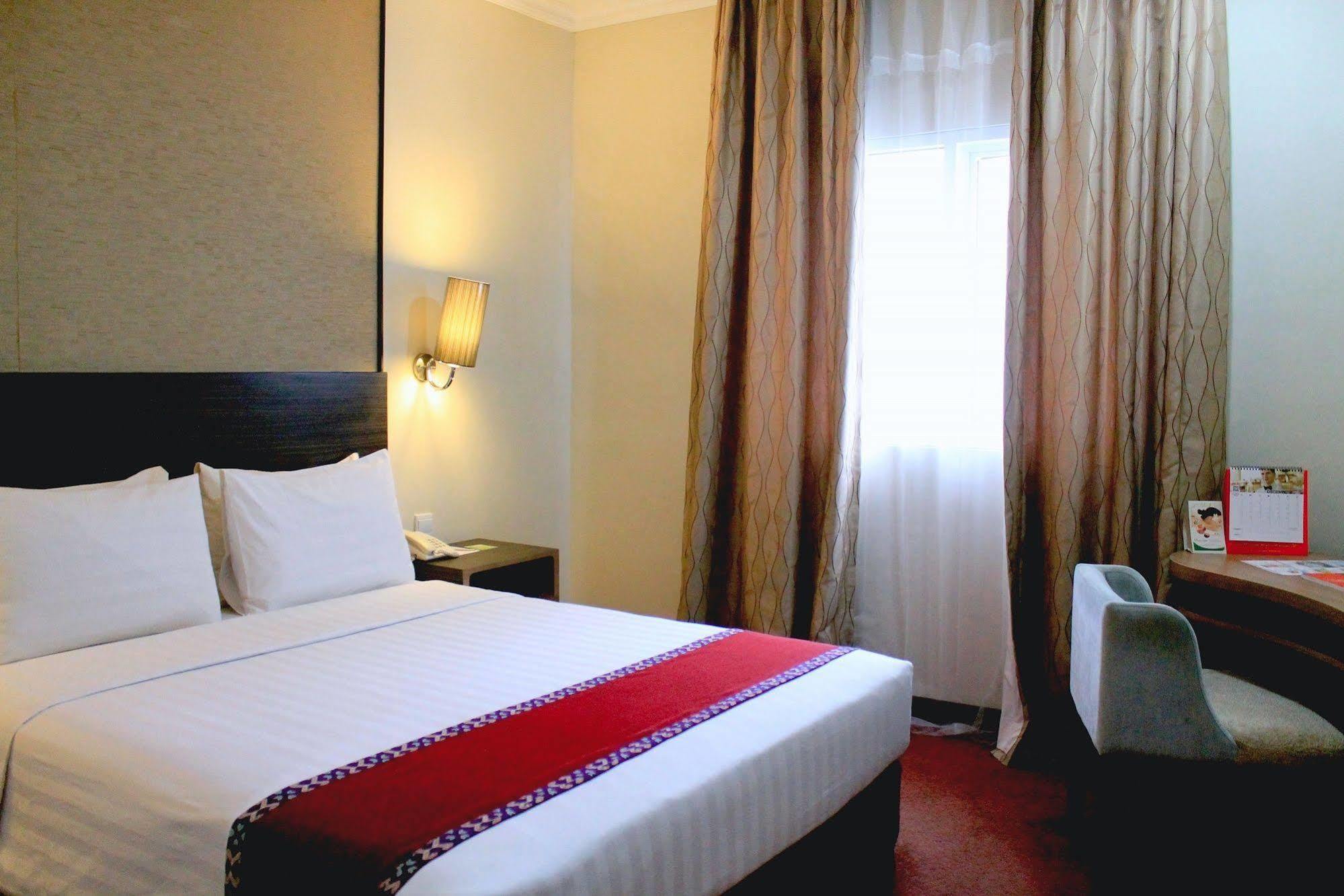 Swiss-Belinn Pangkalanbuun Exteriör bild