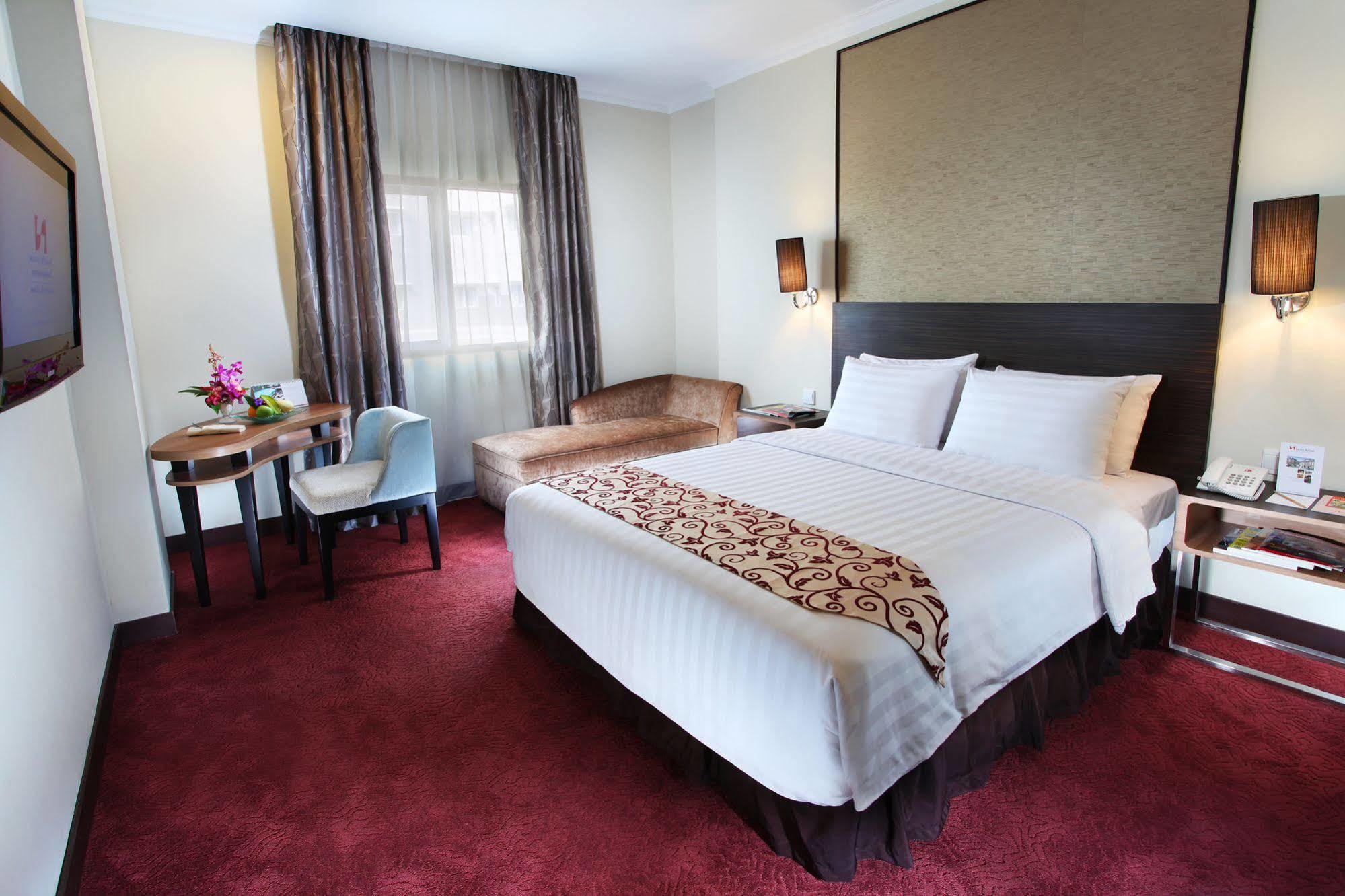 Swiss-Belinn Pangkalanbuun Exteriör bild