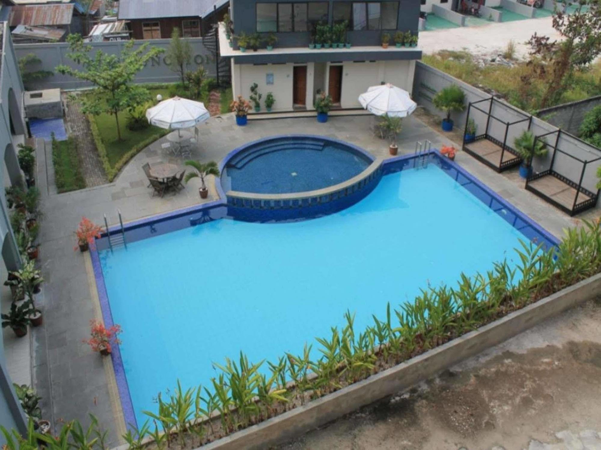 Swiss-Belinn Pangkalanbuun Exteriör bild