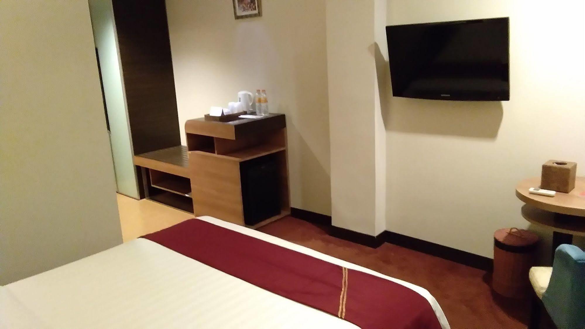 Swiss-Belinn Pangkalanbuun Exteriör bild
